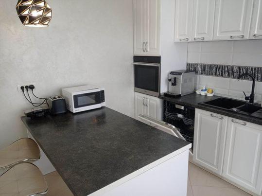 Casa Leahu Bed & Breakfast Baile 1 Mai Bagian luar foto